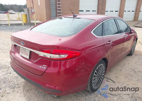 2017 Ford Fusion Hybrid Se z USA, uszkodzony, nr VIN 3FA6P0LU7HR240149